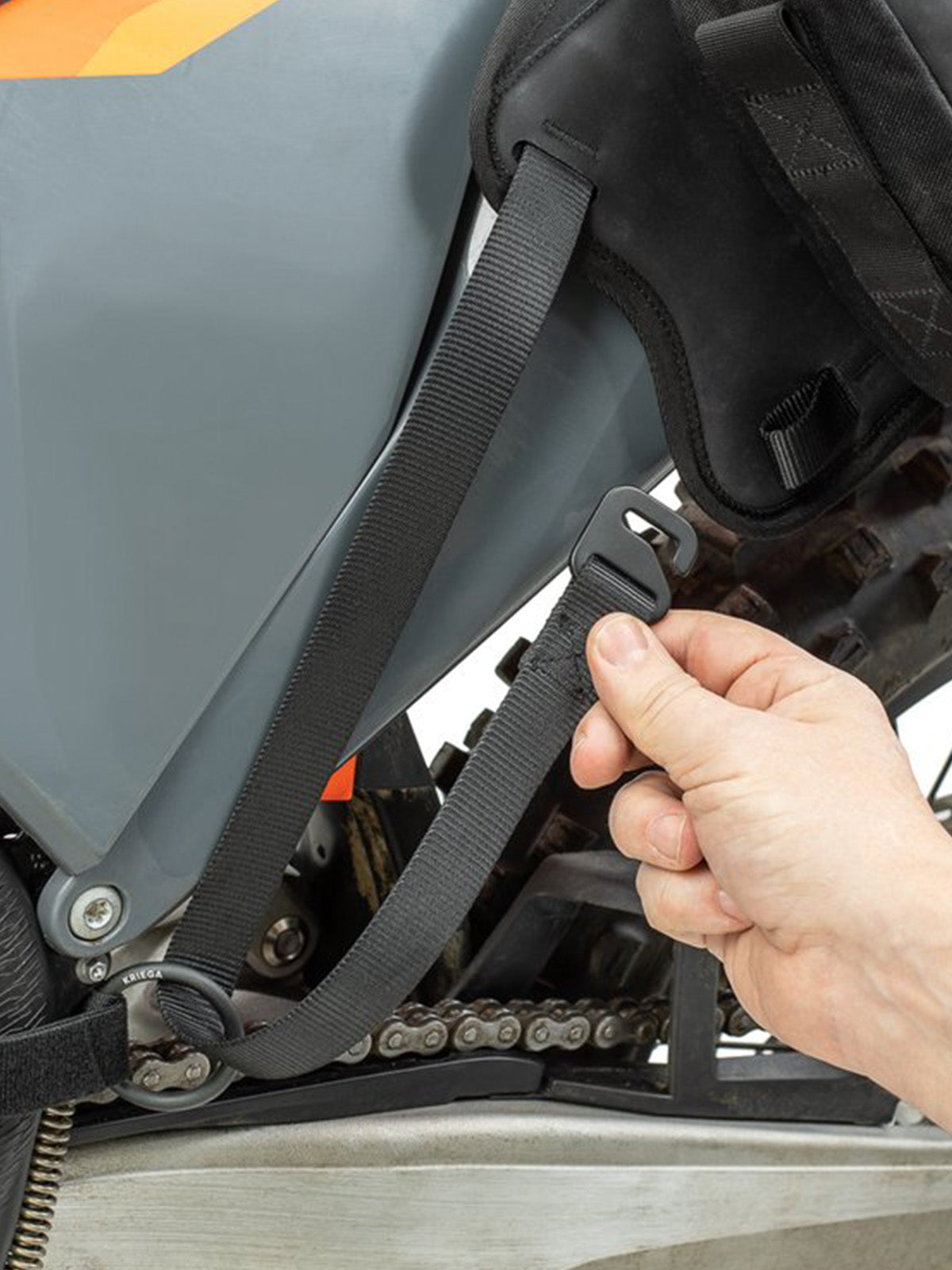 Kriega OS BASE Dirtbike fitting hook and loops