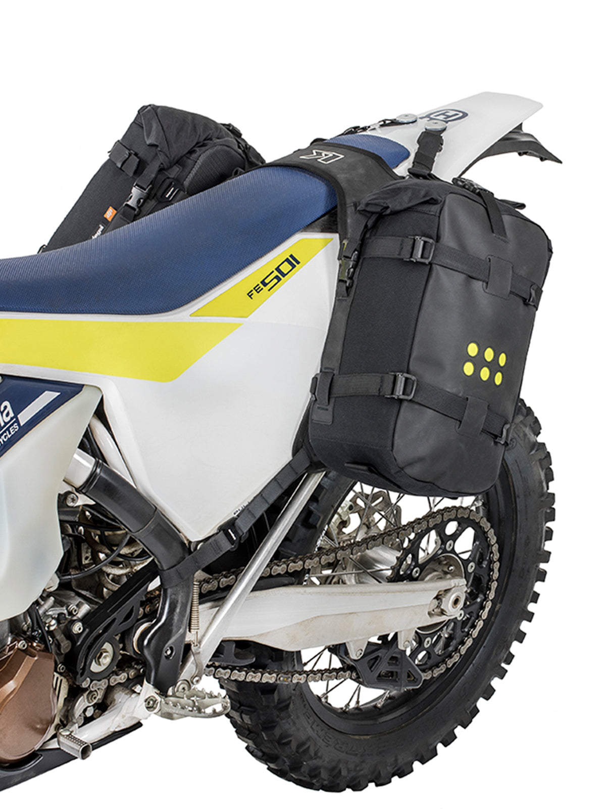 Kriega OS-Combo 24 fitted to rear of husky