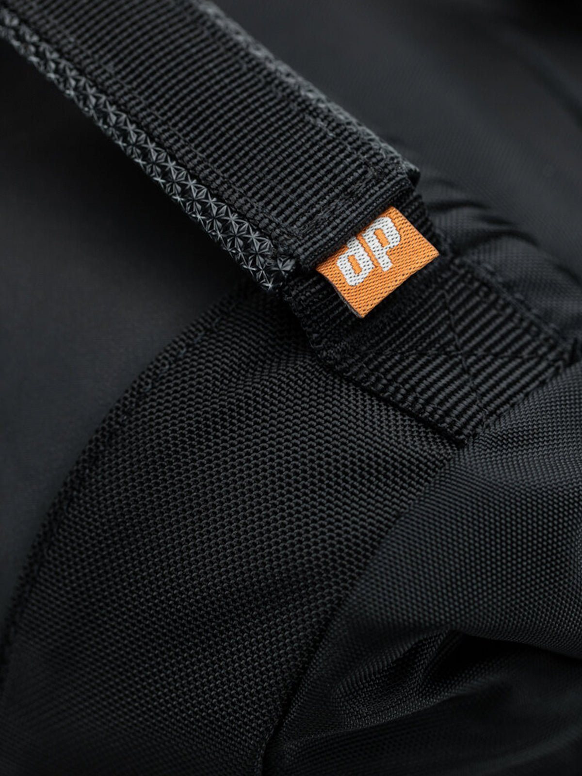Kriega R16 Backpack label