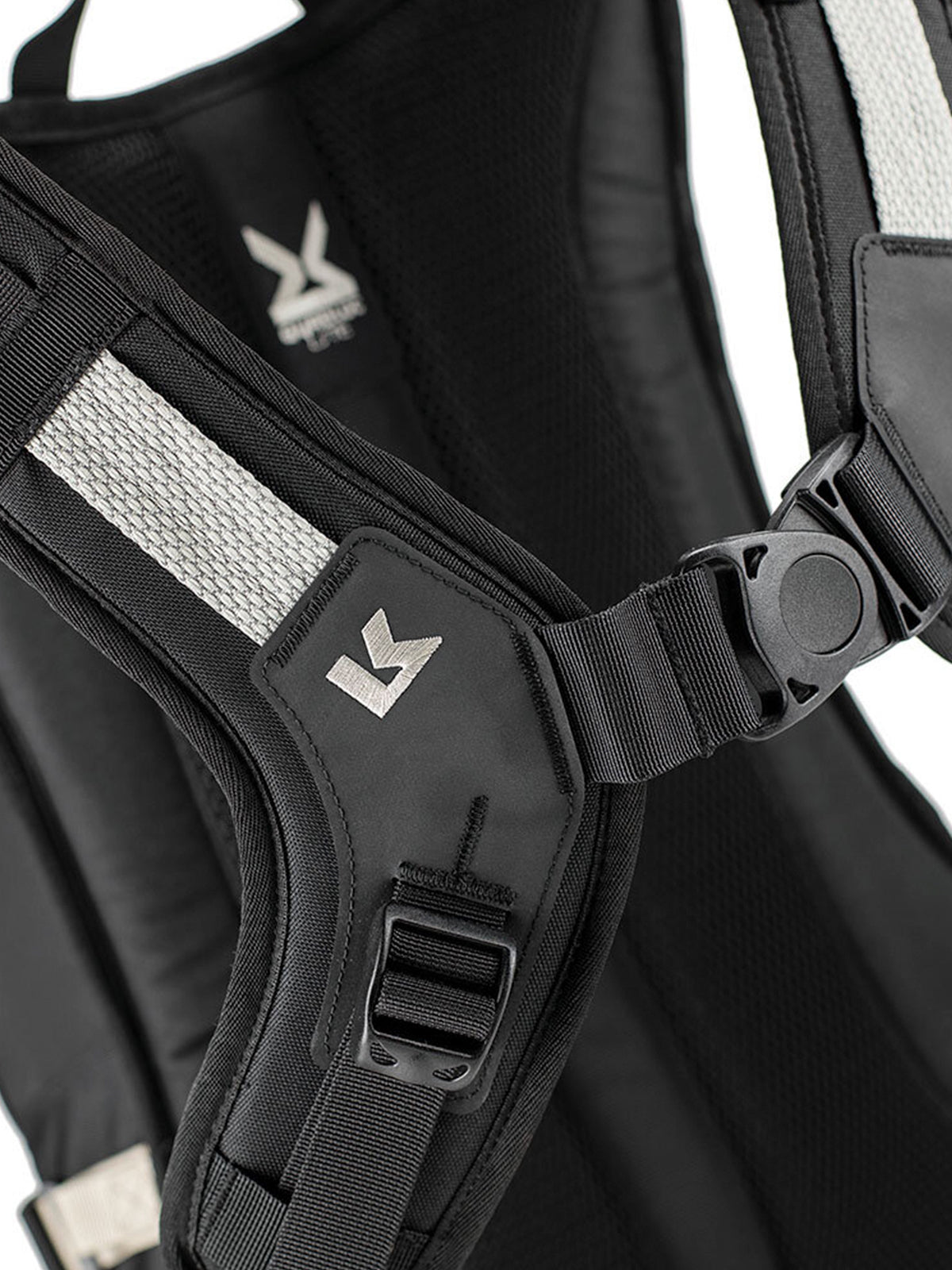 Kriega R20 Backpack harness buckle