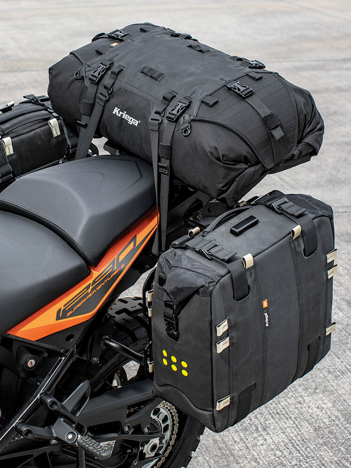 Kriega US40 Drypack Rackpack fitted to ktm with panniers